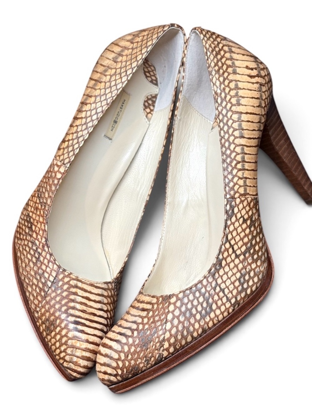 Max Studio Tan/Brown Snakeskin Pointed-Toe Pumps